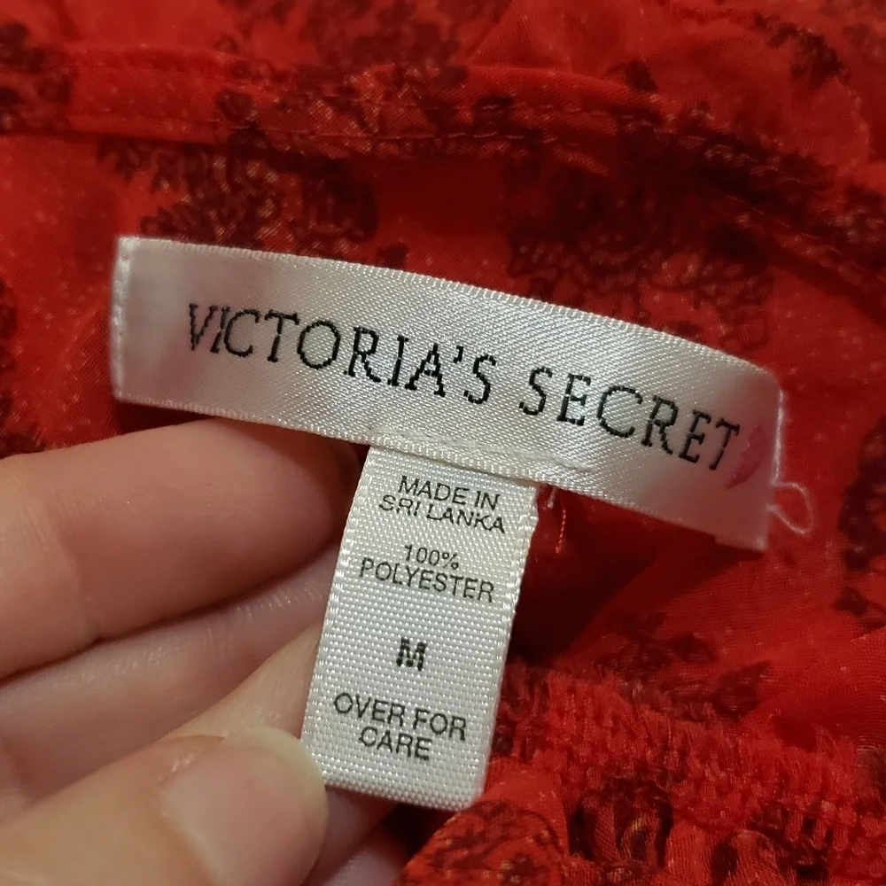 Victoria’s Secret red baby doll slip nightie size medium